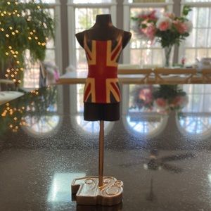 The Latest Thing "Girl Power" Fashion MANNEQUIN SCULPTURE Figurine